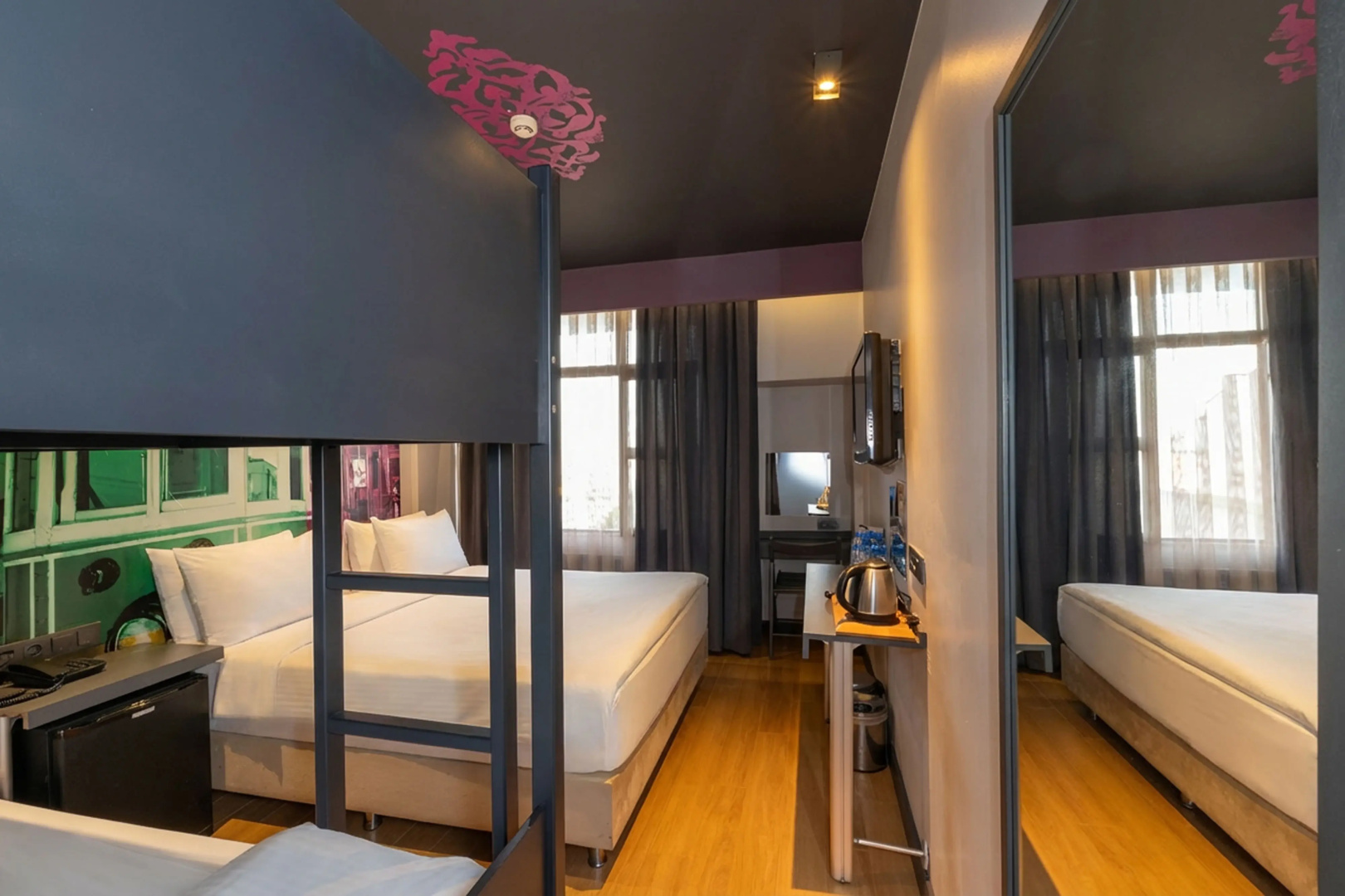 Tulip City Hotel