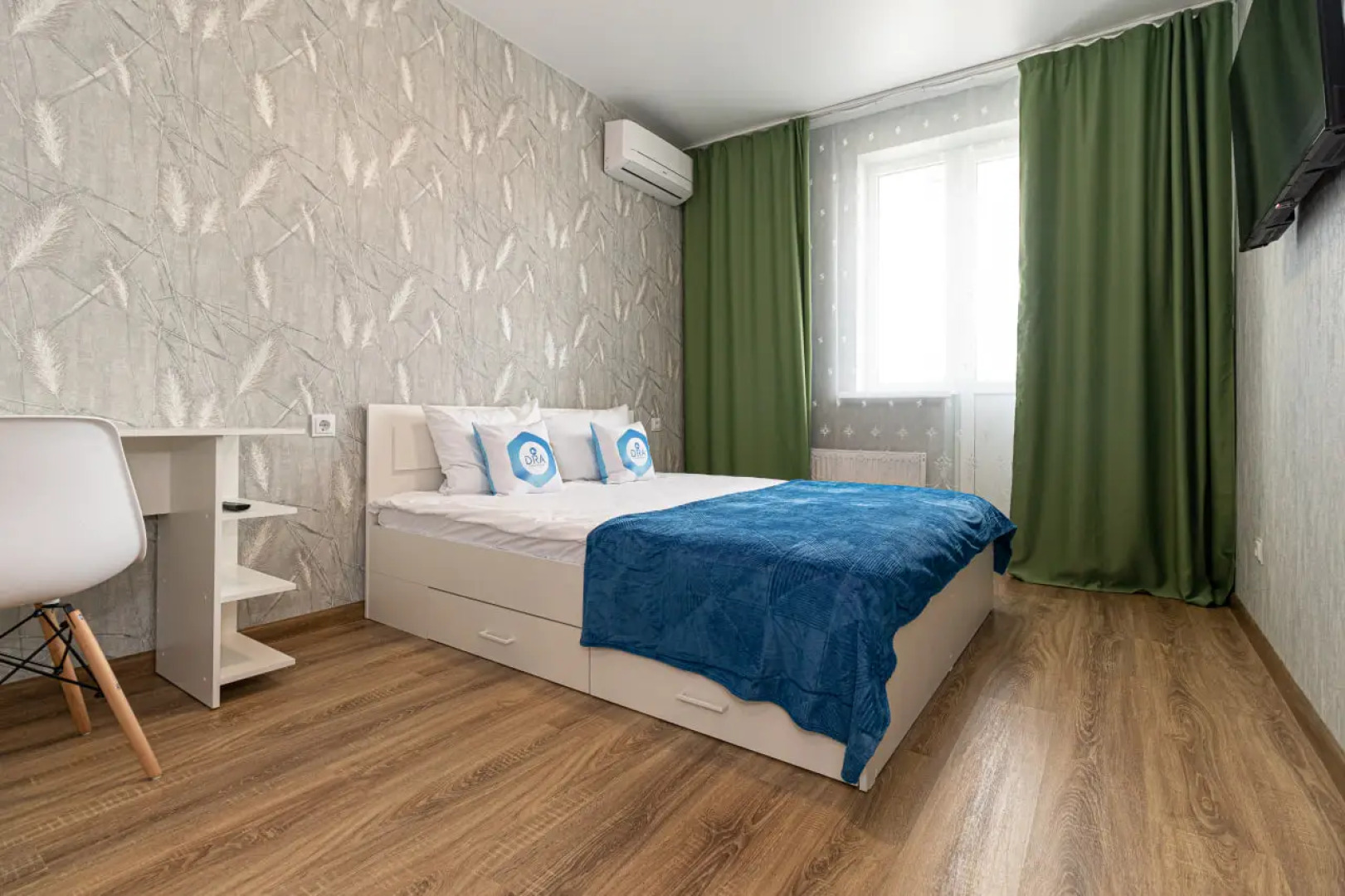 Апартаменты Дизайнерская 1-ком в ЖК Самолёт