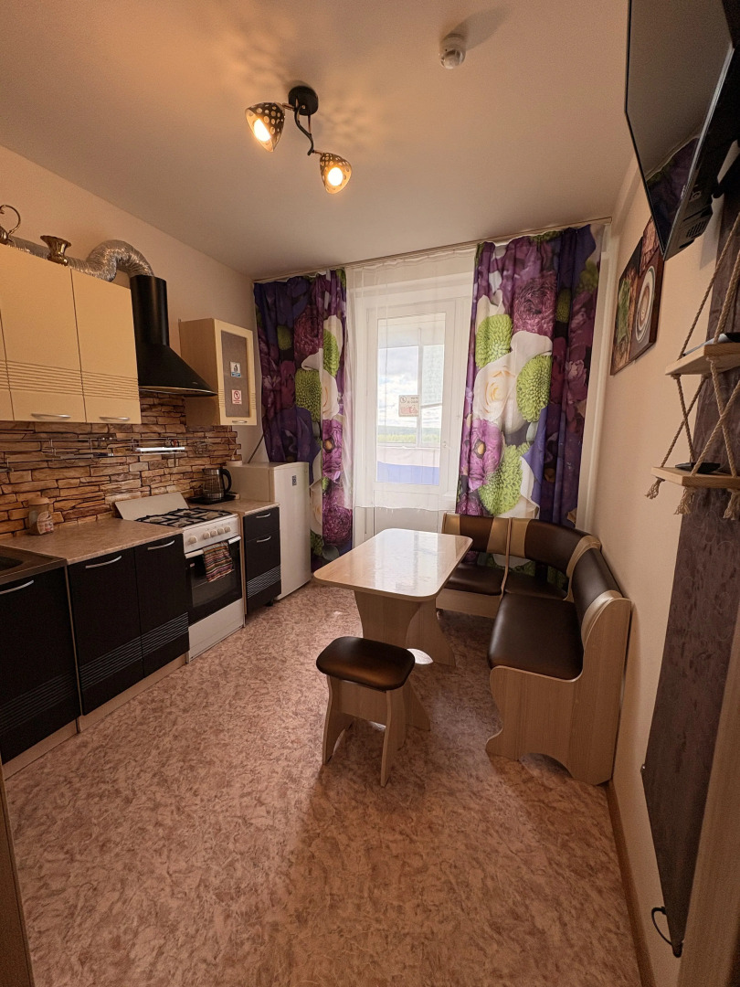 Жилое помещение с видом на озеро