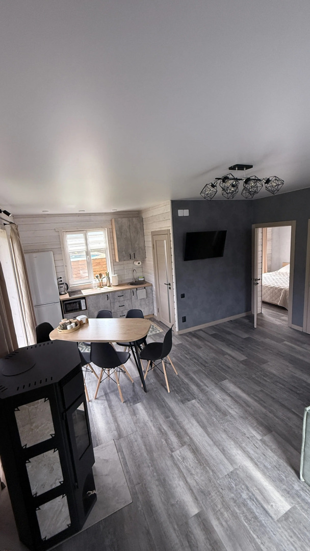 Шале с террасой в горах