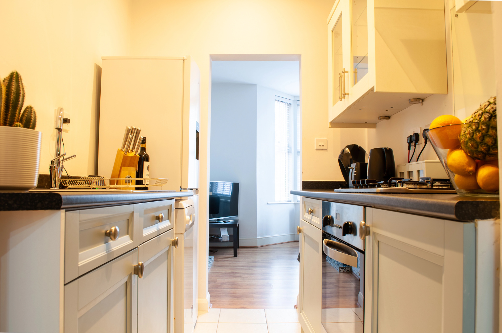 Квартира  Bedford Rd Apartment| Ideal for Hospital & Town Cn