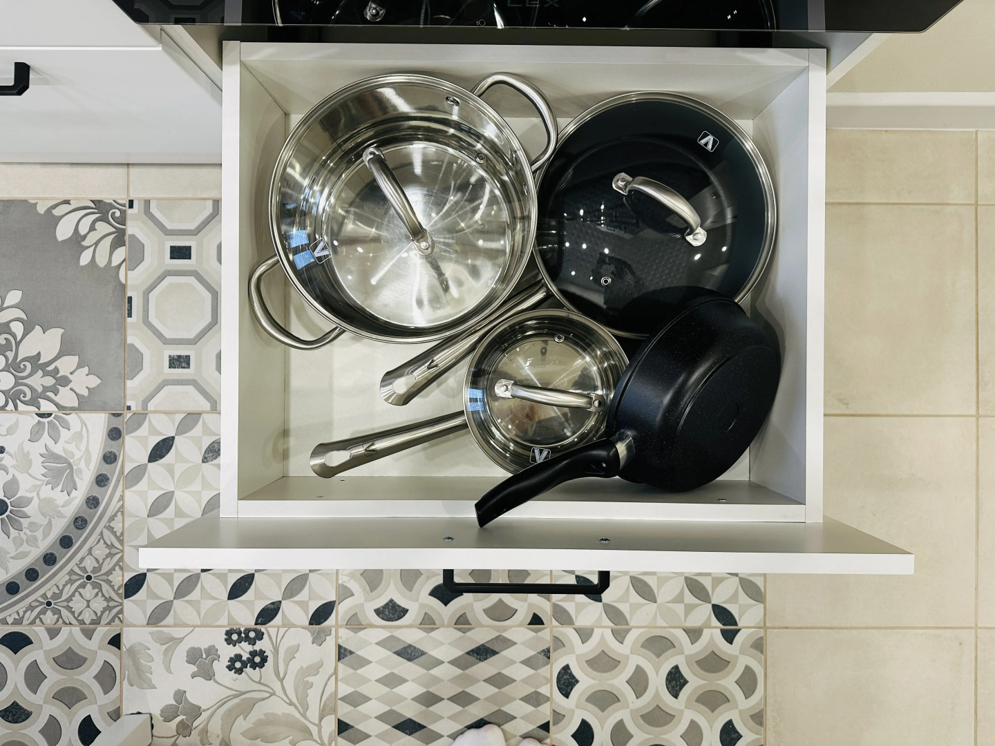 Квартира Цвет Моря на Навагинской 2-комнатная