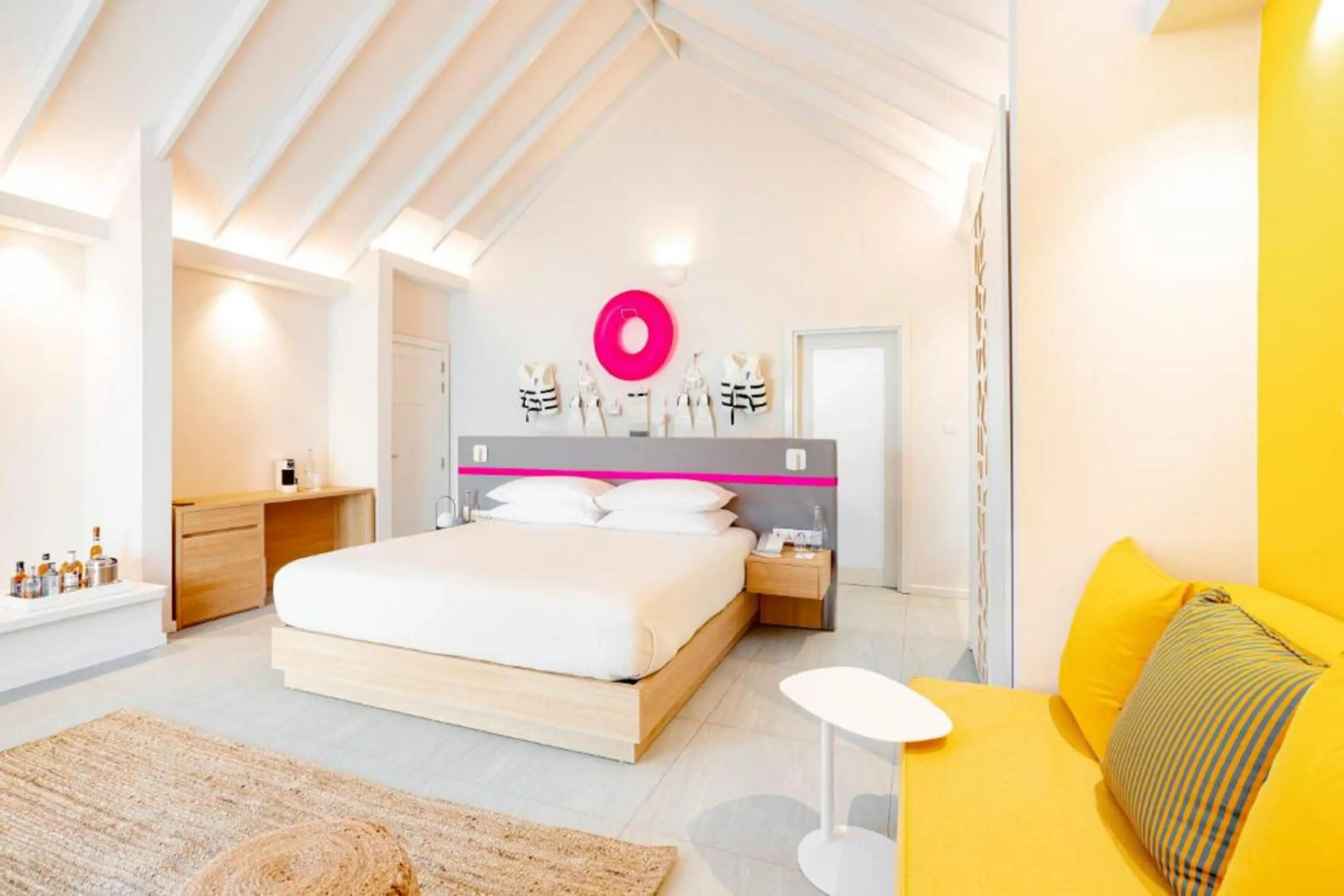 Resort The Standard Huruvalhi Maldives