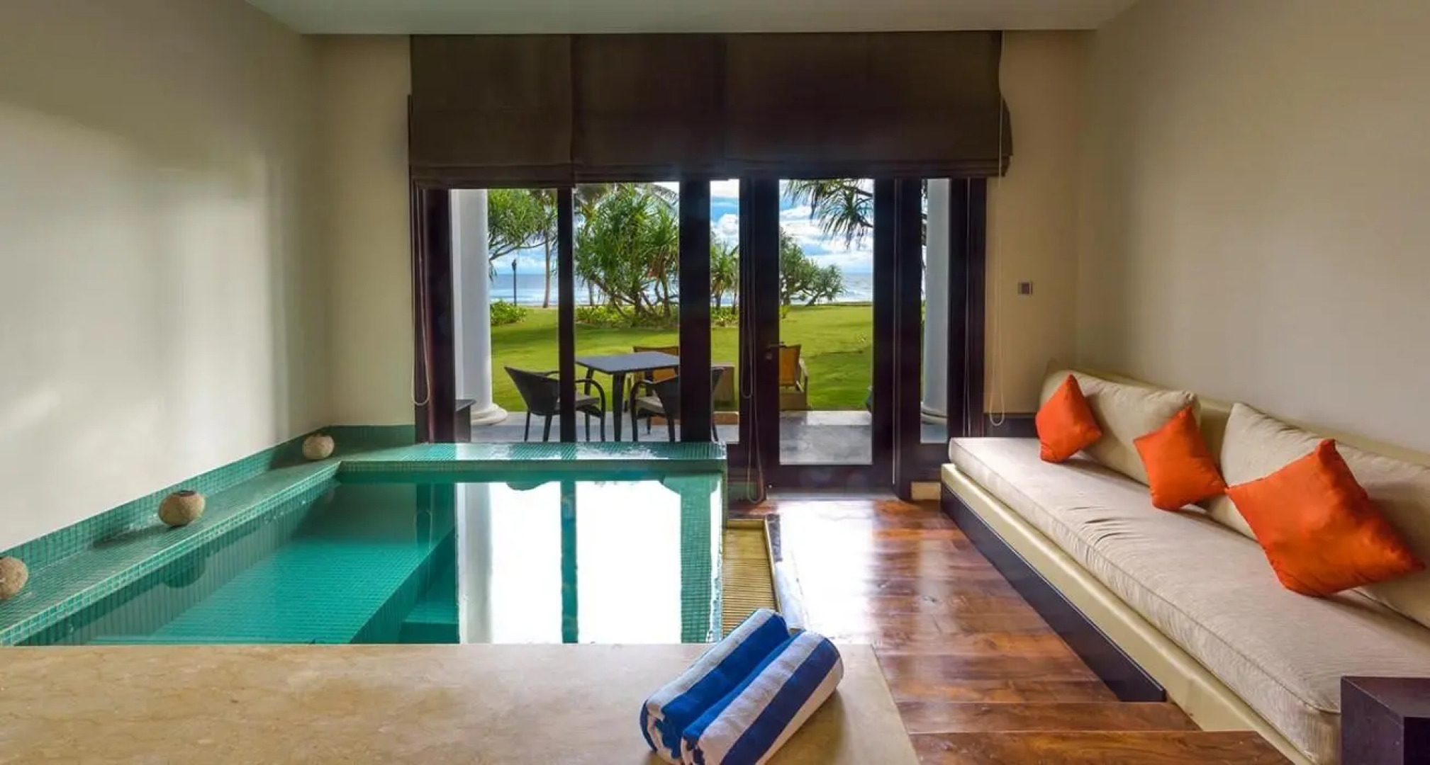 Курортный Отель The Fortress