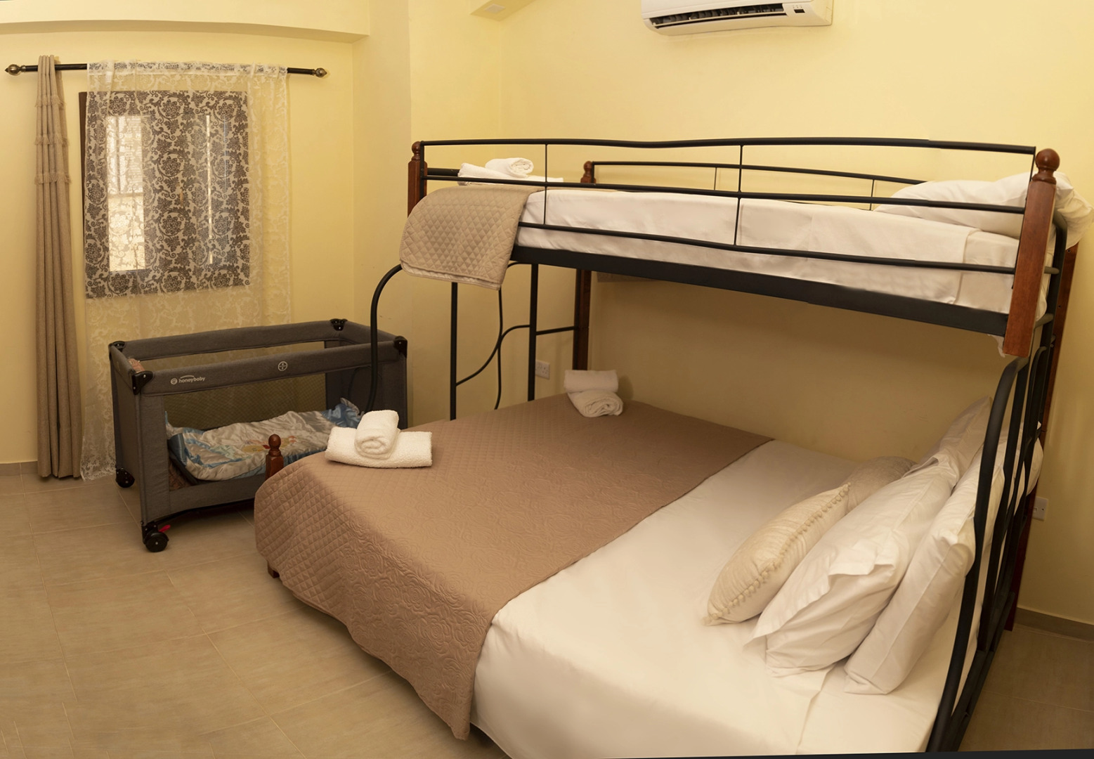 Вилла Salamiou Stone House