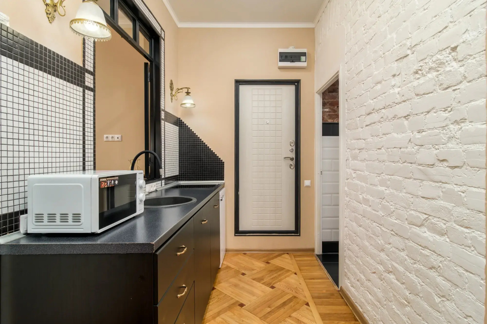 Апартаменты Лофт у Площади Восстания 5 спален