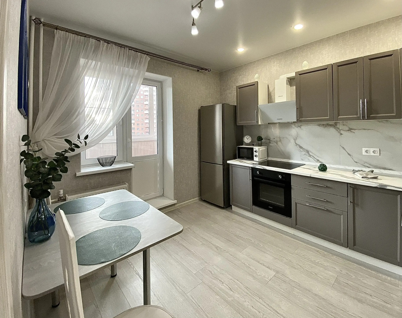 Апартаменты Сосны на Махалина 37