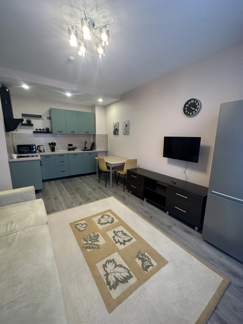 Апартаменты 817 на проспекте Витебский 99стр1/1