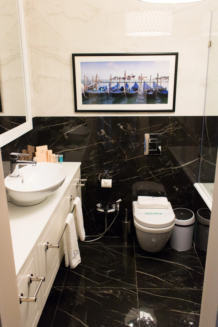 Отель Madison Ave