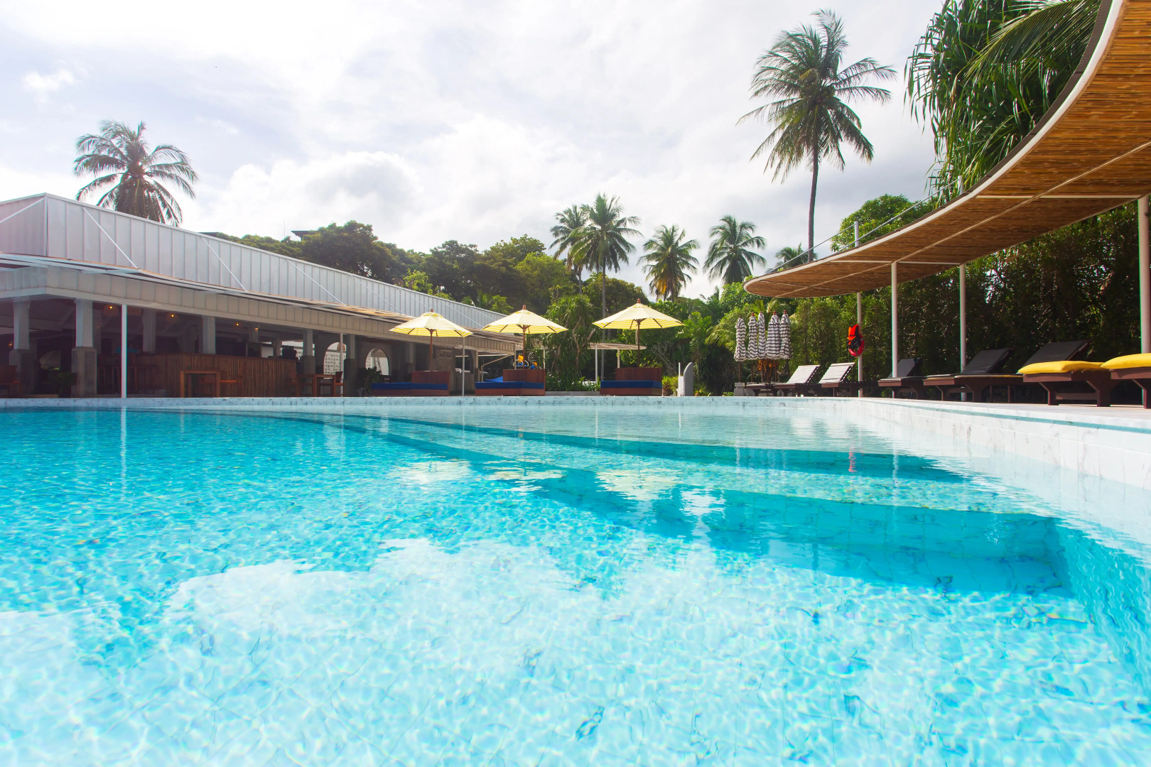 Курортный отель The Fair House Beach Resort & Hotel