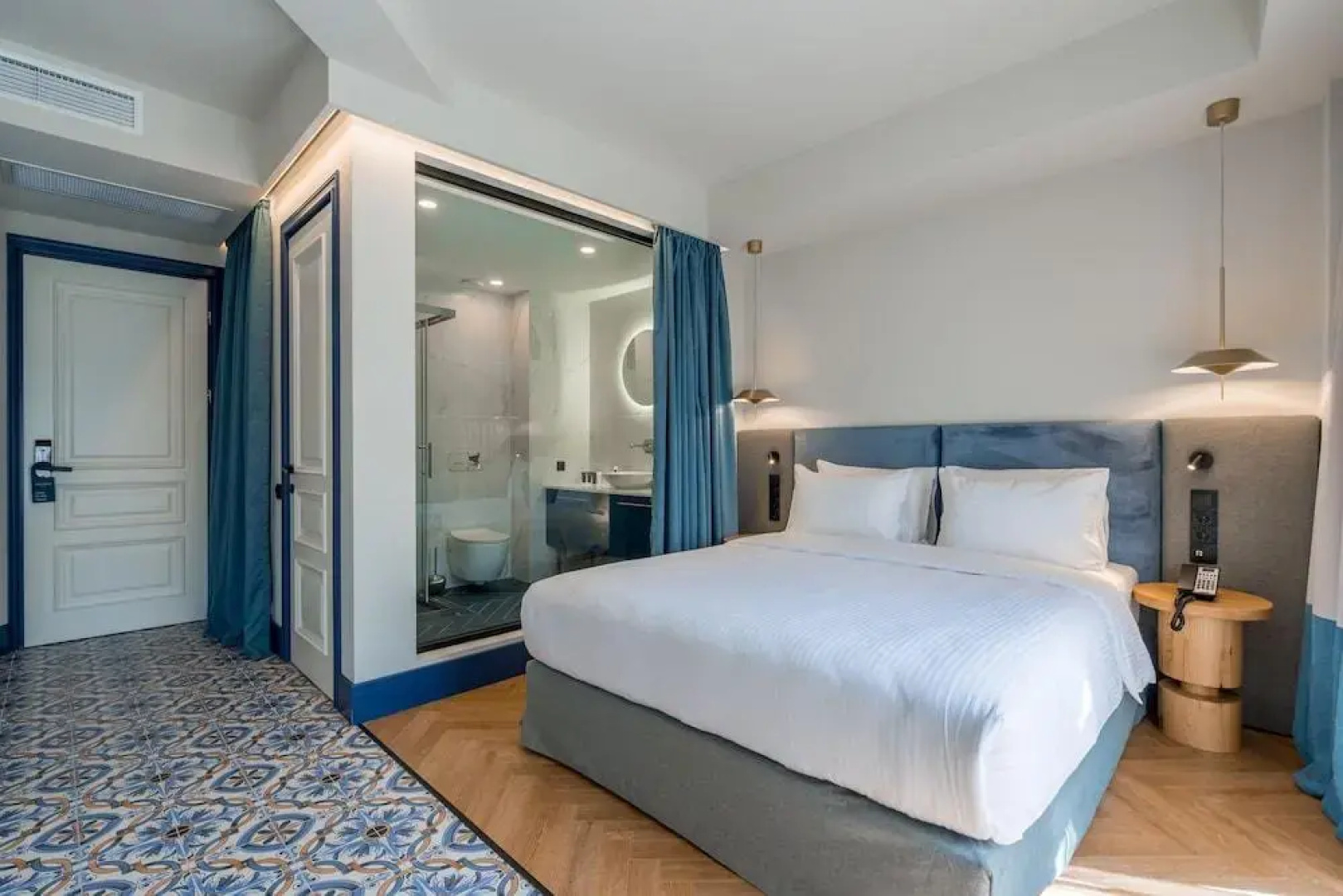 Hotel Abanotubani