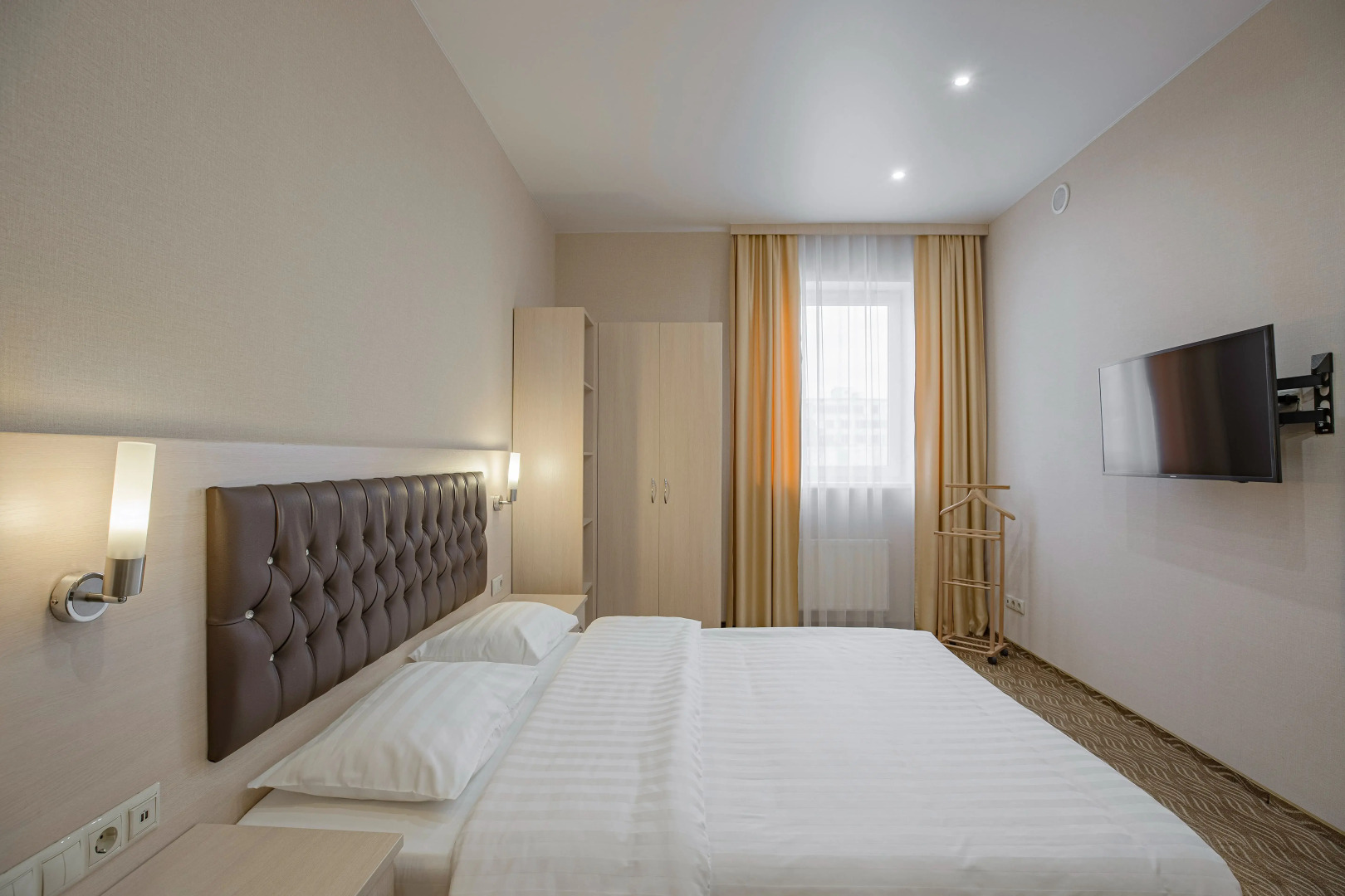 Отель Опен Сити