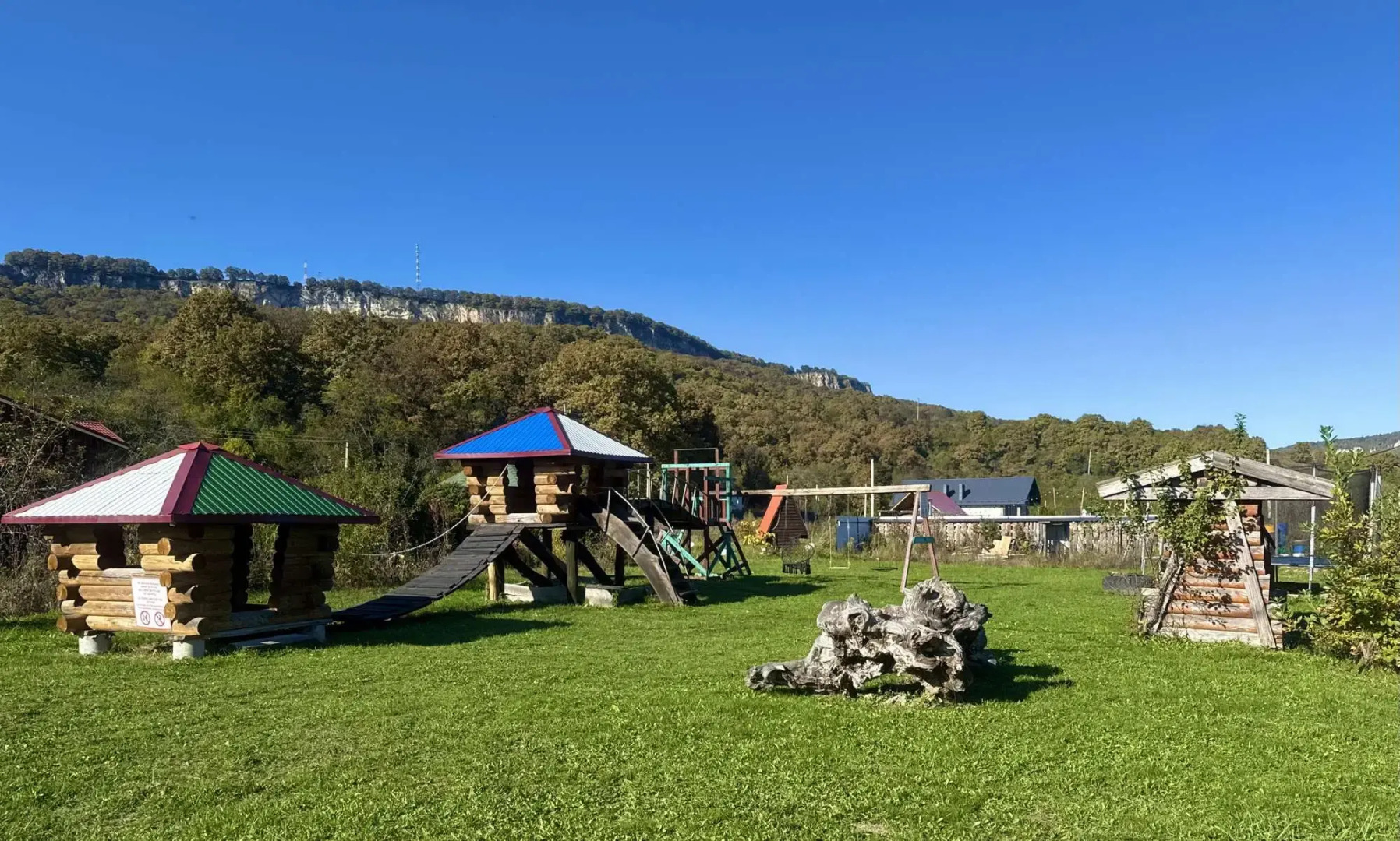 Гостевой дом Тхач от Травел Хотелс Антураж