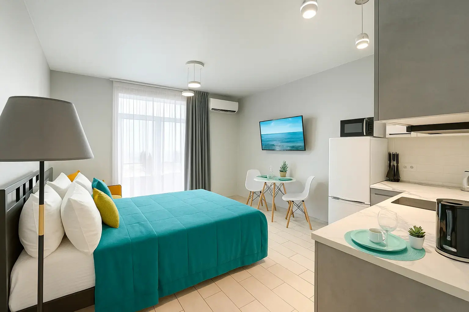 Квартира студия в Cамом сердце Адлера