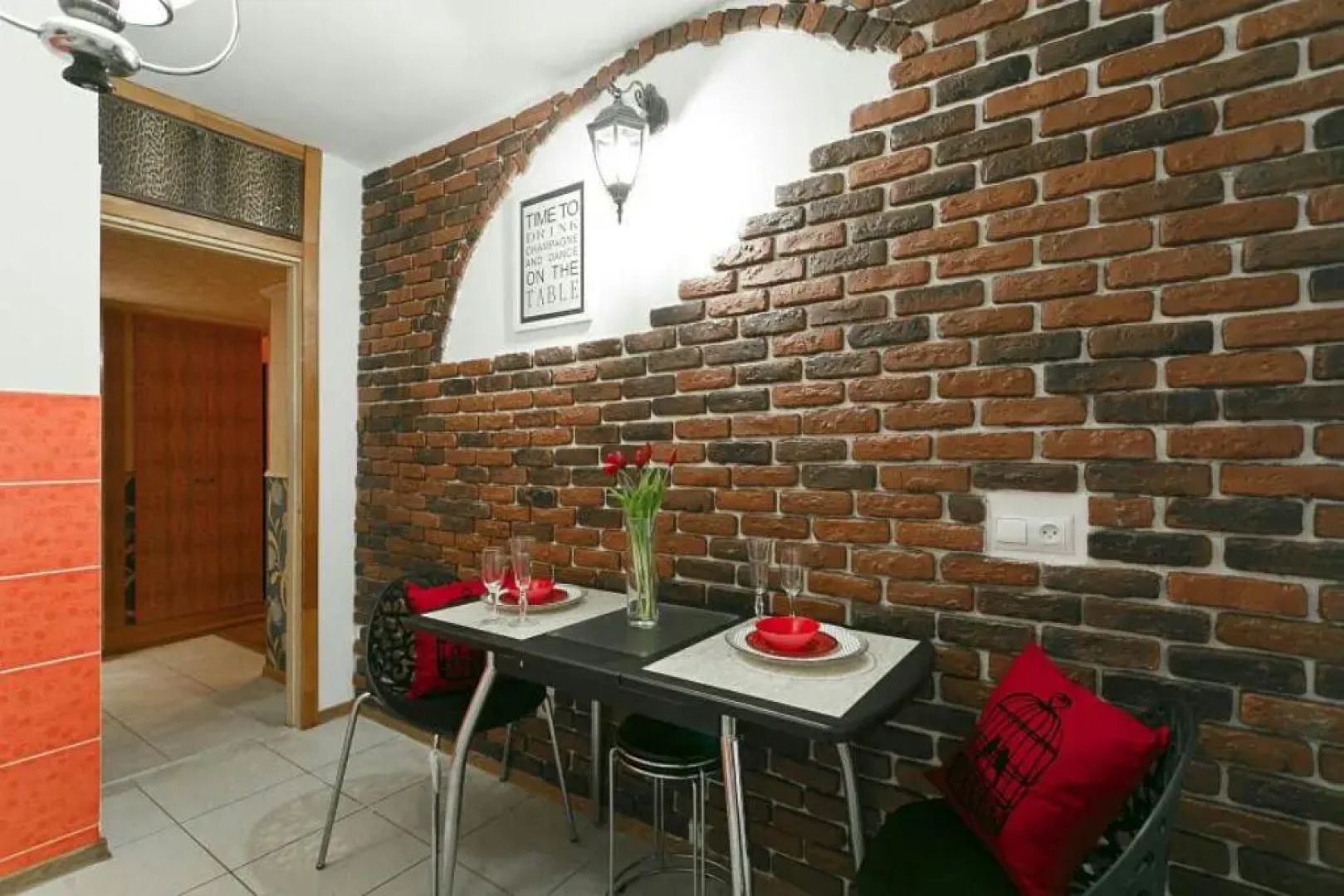 Двухкомнатная Квартира возле Площади Победы, Азгура 3