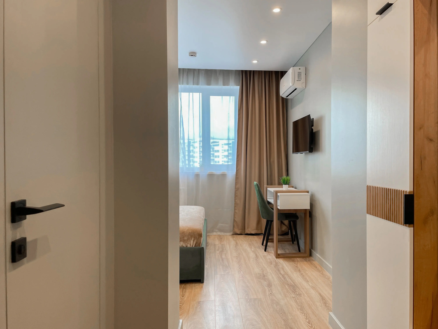 Квартира Dayker City Apartments студия возле метро Тропарево