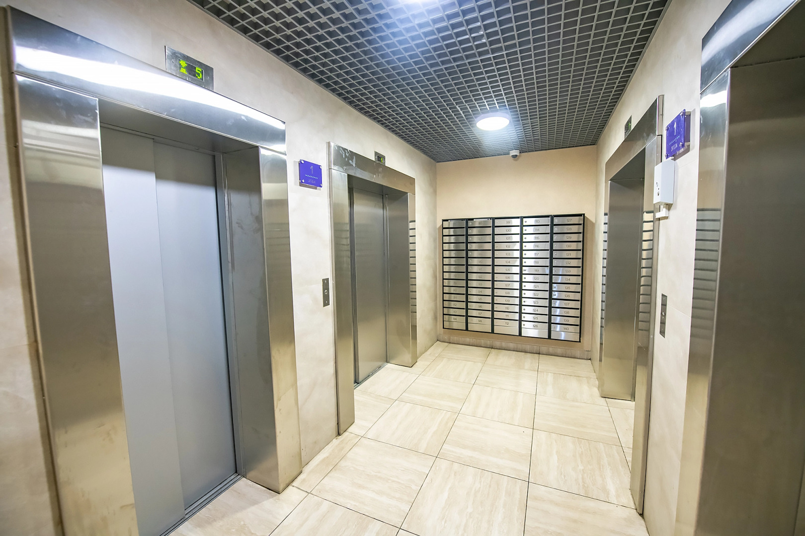 Апартаменты  TopHouse на Нейбута 6 студия