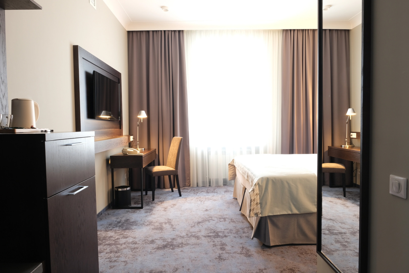 Отель Островский