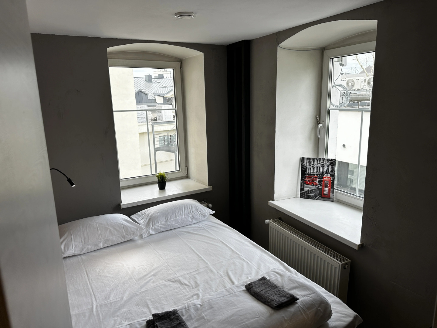 Отель SHELTERZ Три вокзала