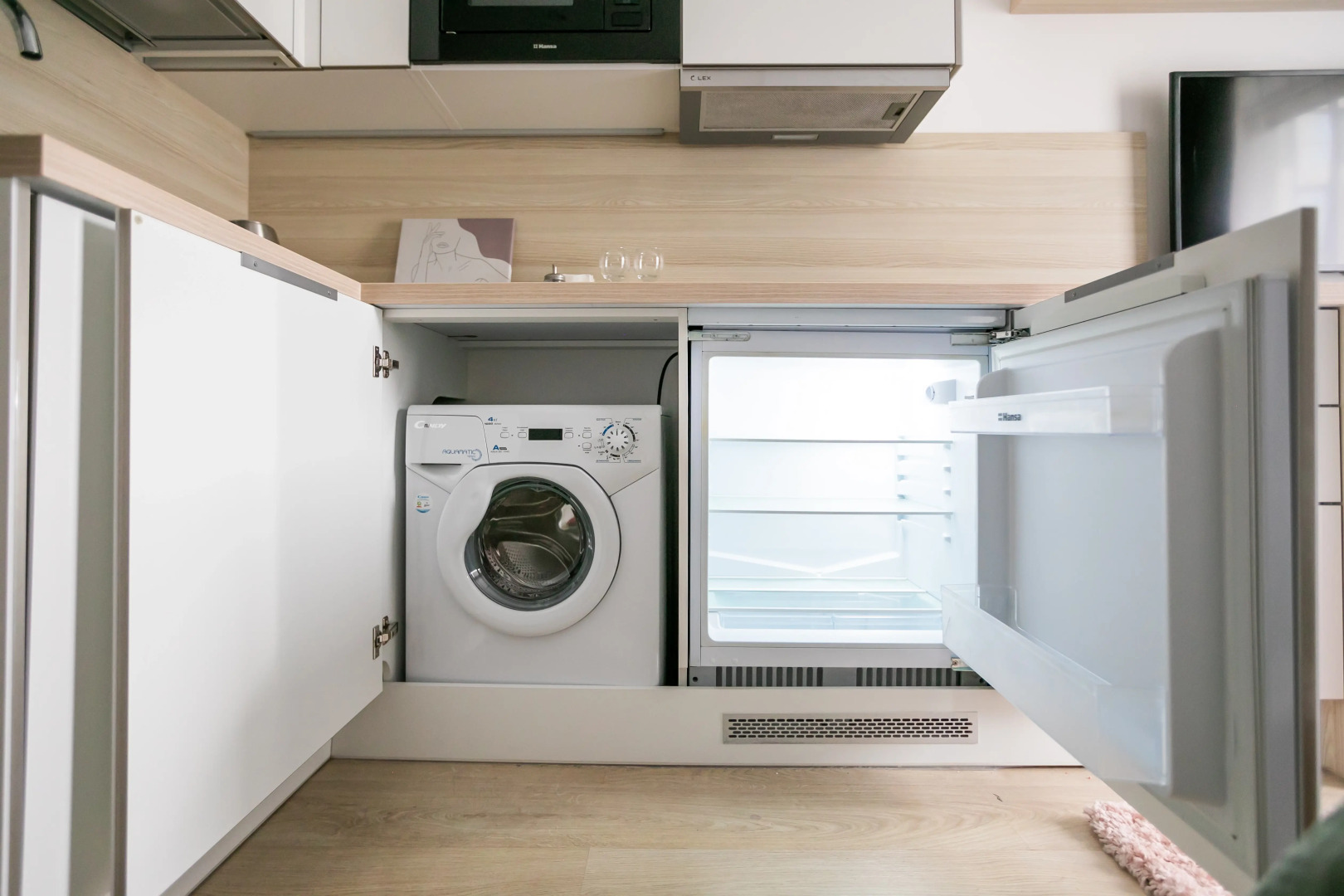 Апартаменты VivatApartSpb Уютная квартира Персик Yеs рядом с Невским проспектом