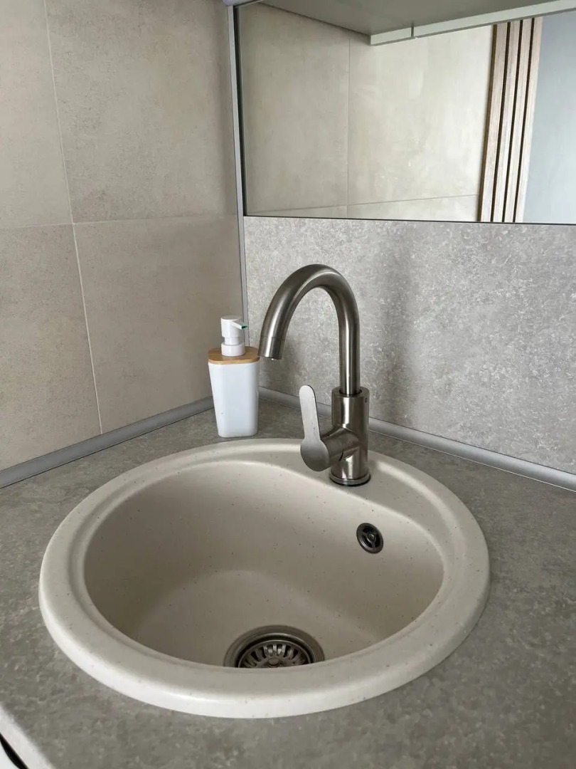 Апартаменты 1-к. квартира 42 м² 2/10 эт.