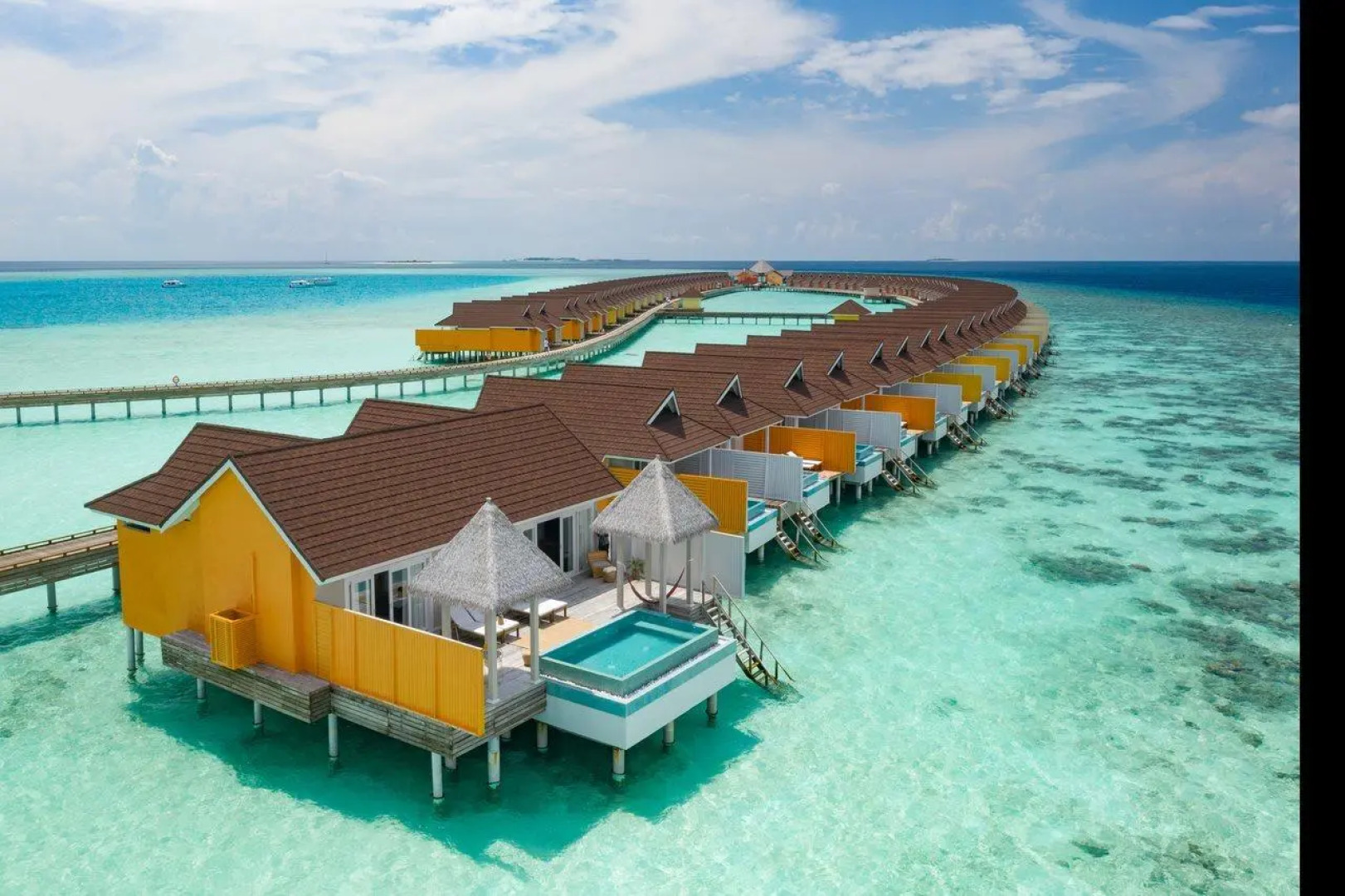 Resort The Standard Huruvalhi Maldives