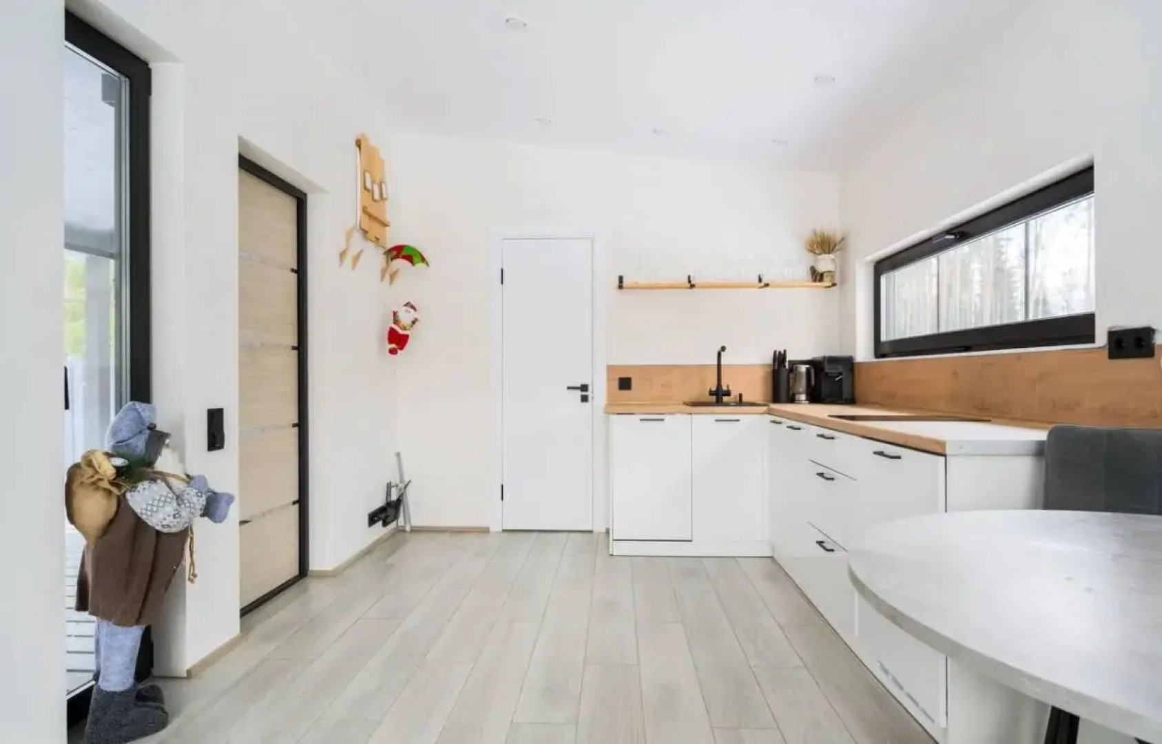 Частный дом Дом в сосновом лесу