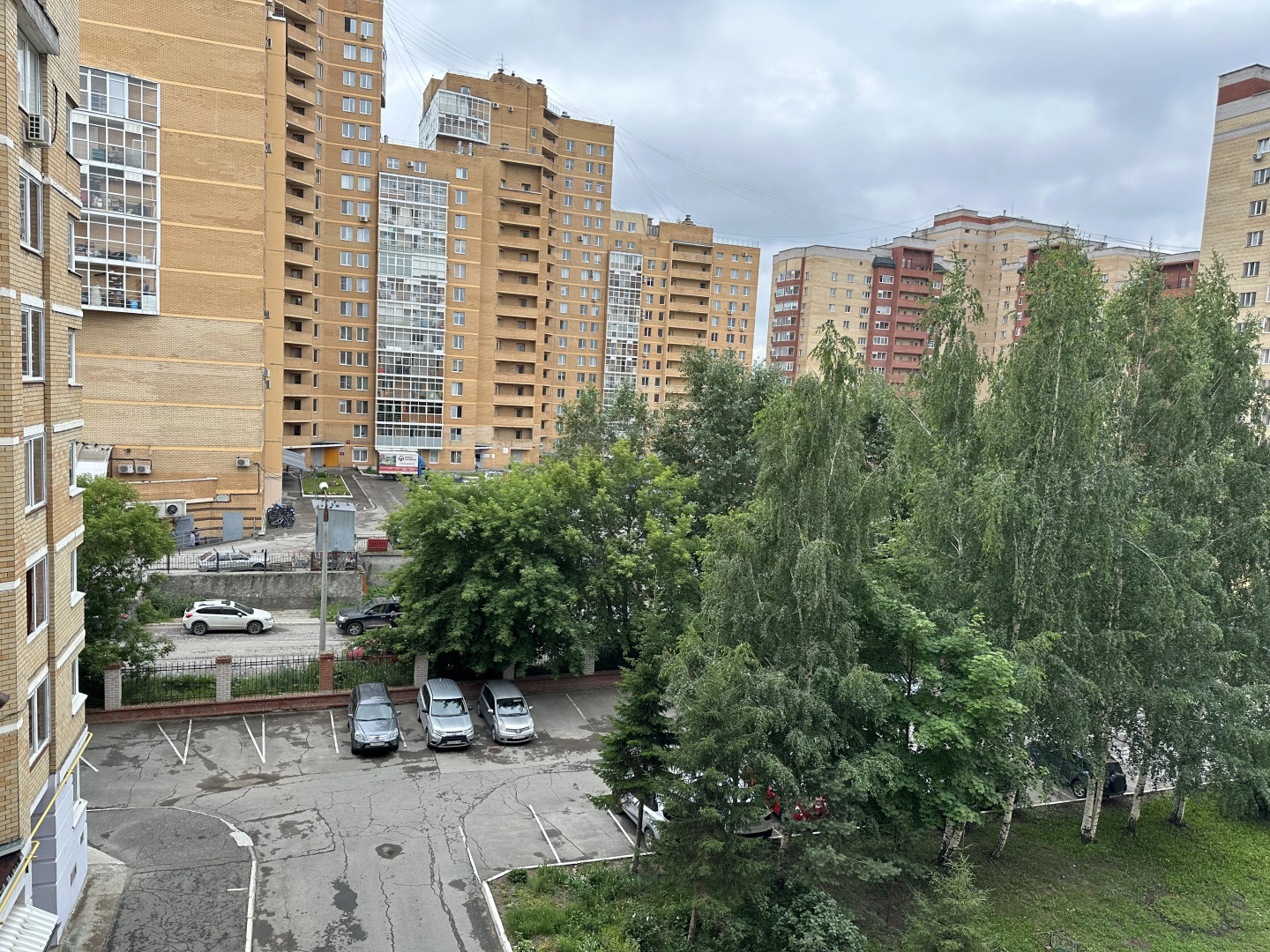 Квартира на Лебедева 32