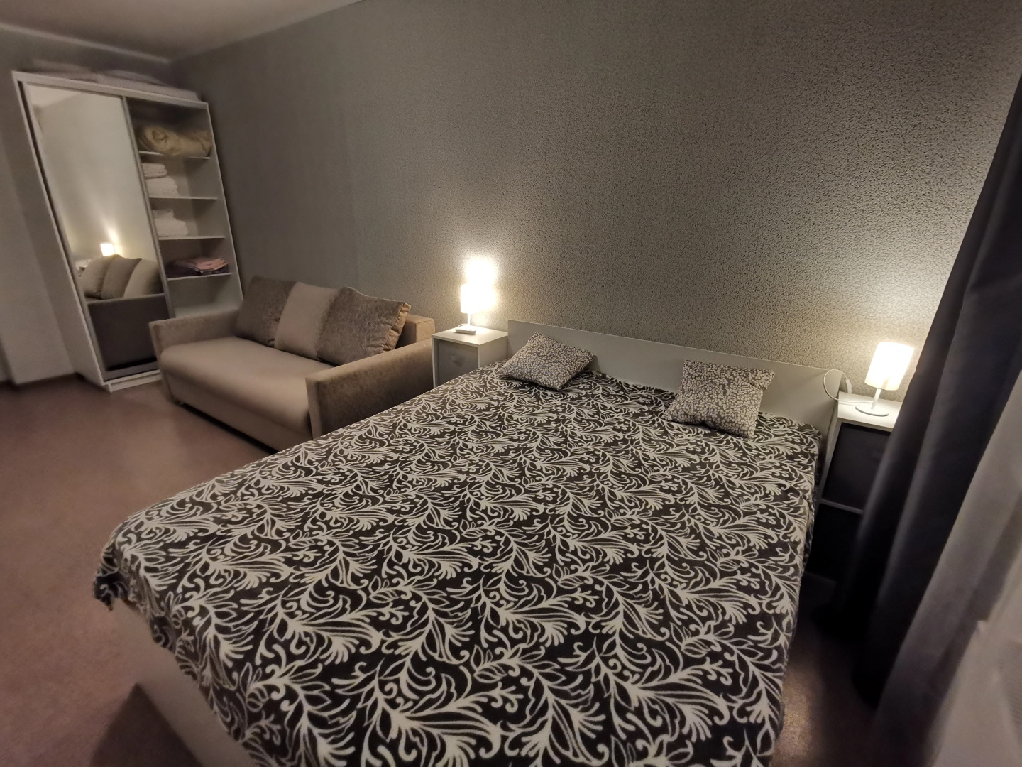 Апартаменты Янки Купалы 67