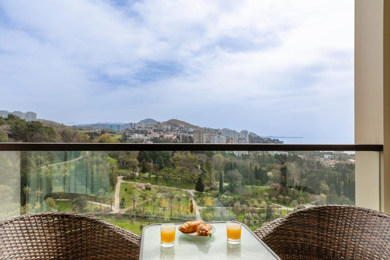 Апартаменты Метрополь Парк и Море