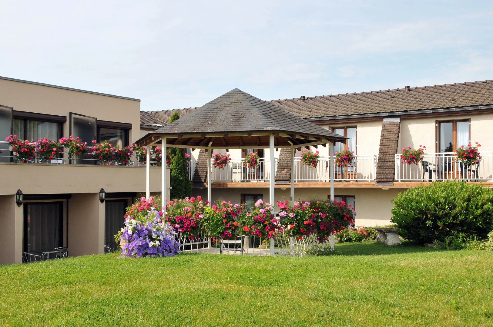 Отель Hostellerie du Mont Aimé