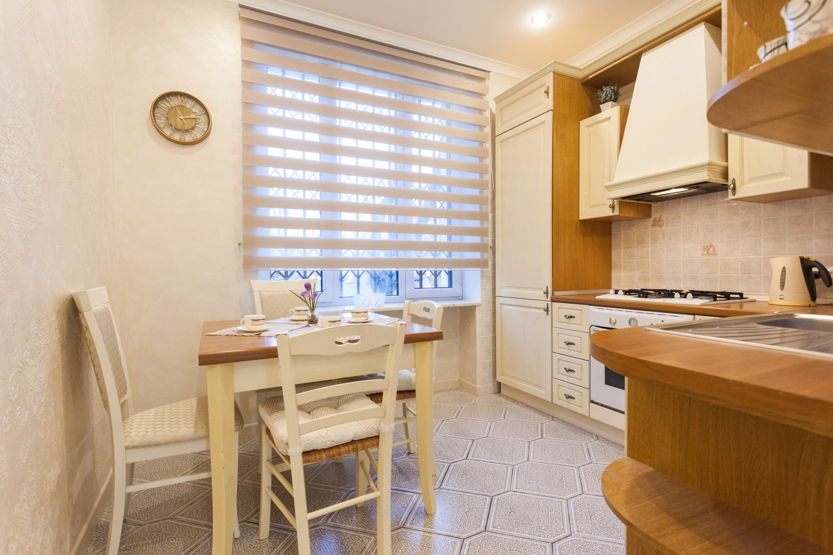 Апартаменты двухкомнатные экстра-люкс в центре