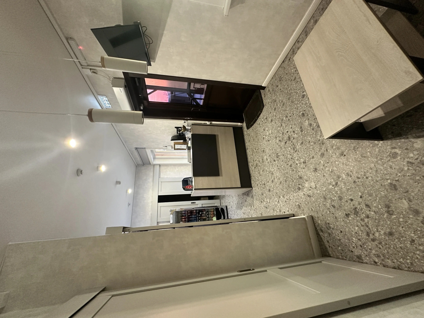 Отель  Ленатур