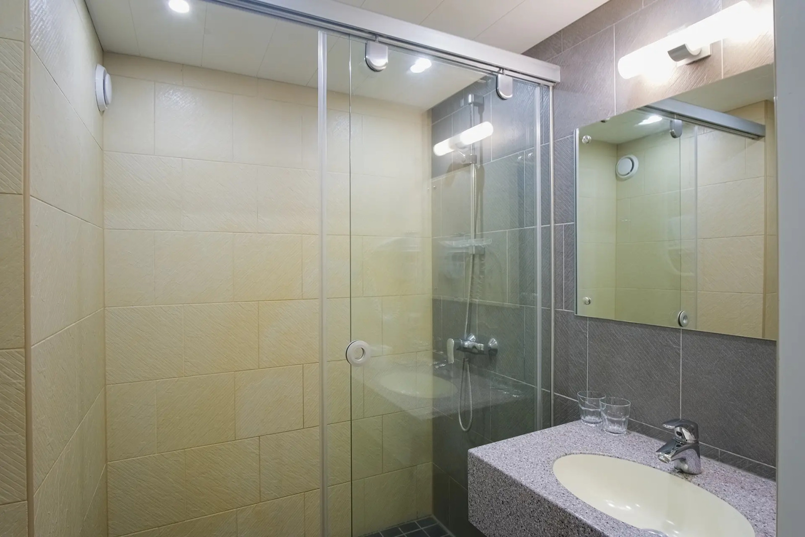 Отель Дружба