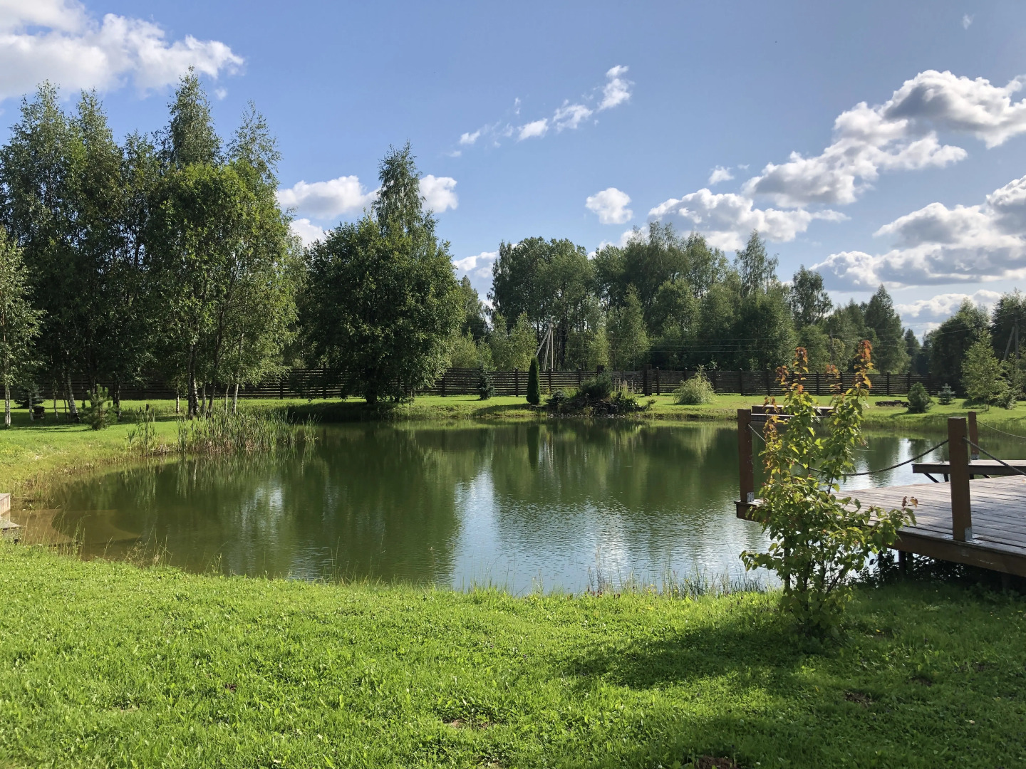 Гостевой Дом с Клёвой Рыбалкой в Своём Пруду, Около Реки