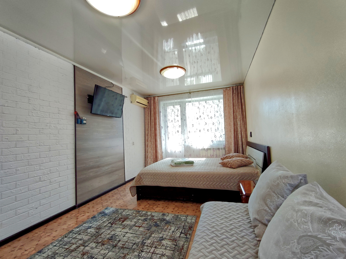 Апартаменты Спутник Краснореченская 163