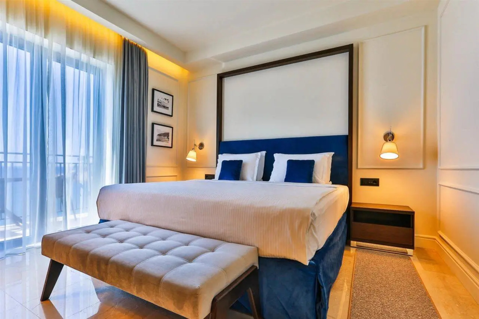 Отель California by Aycon