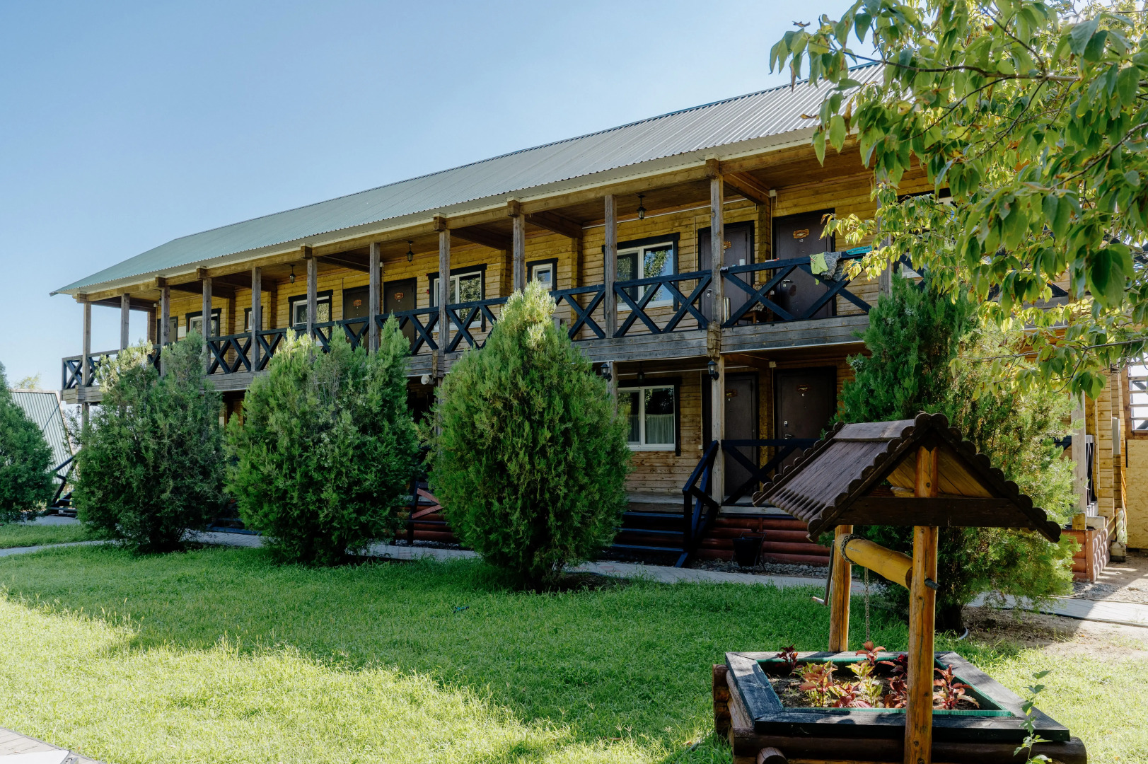 База отдыха Золотой Лотос