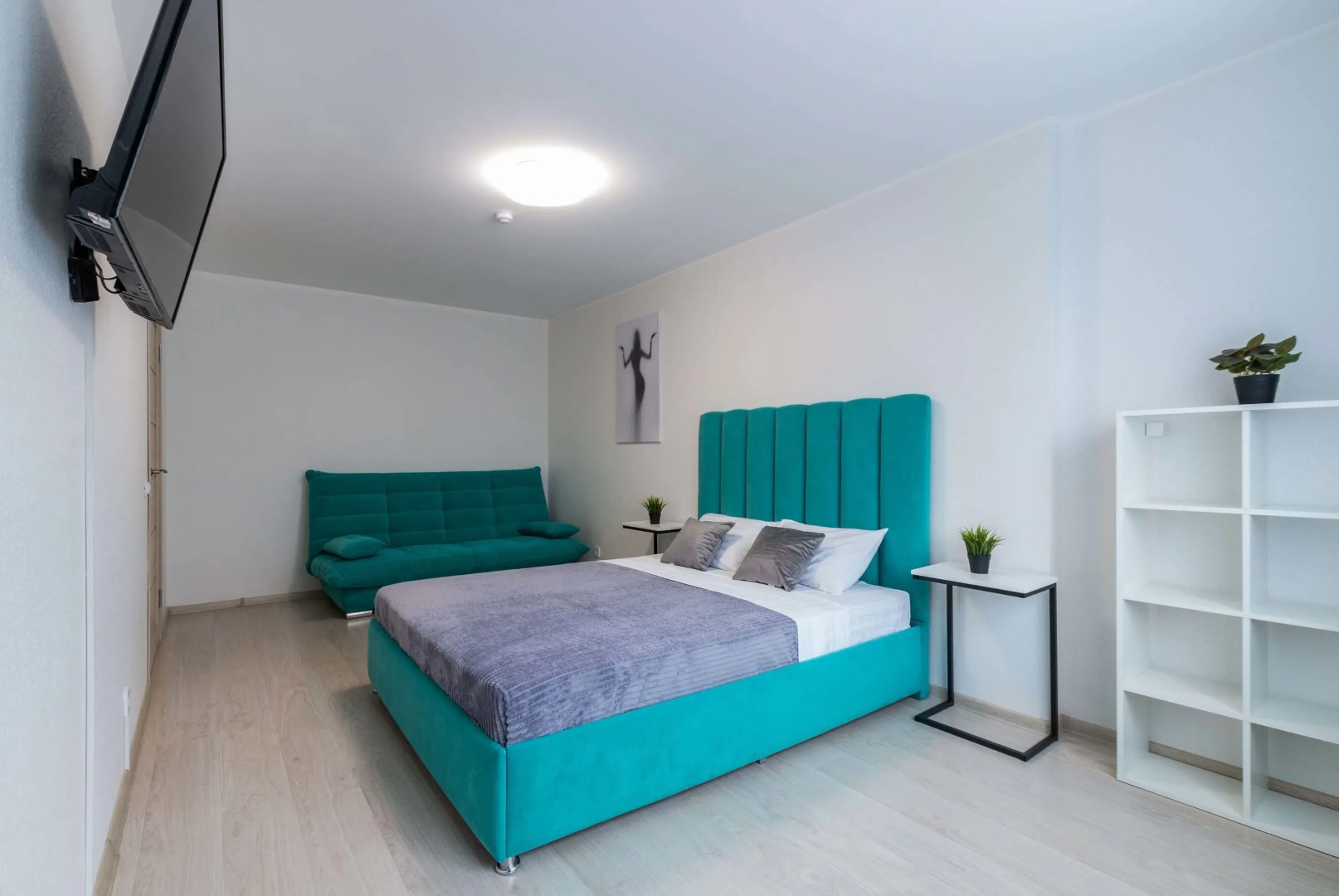 Апартаменты DreamHouse на Спутников