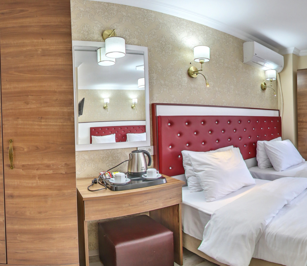 Отель Cihangir Palace