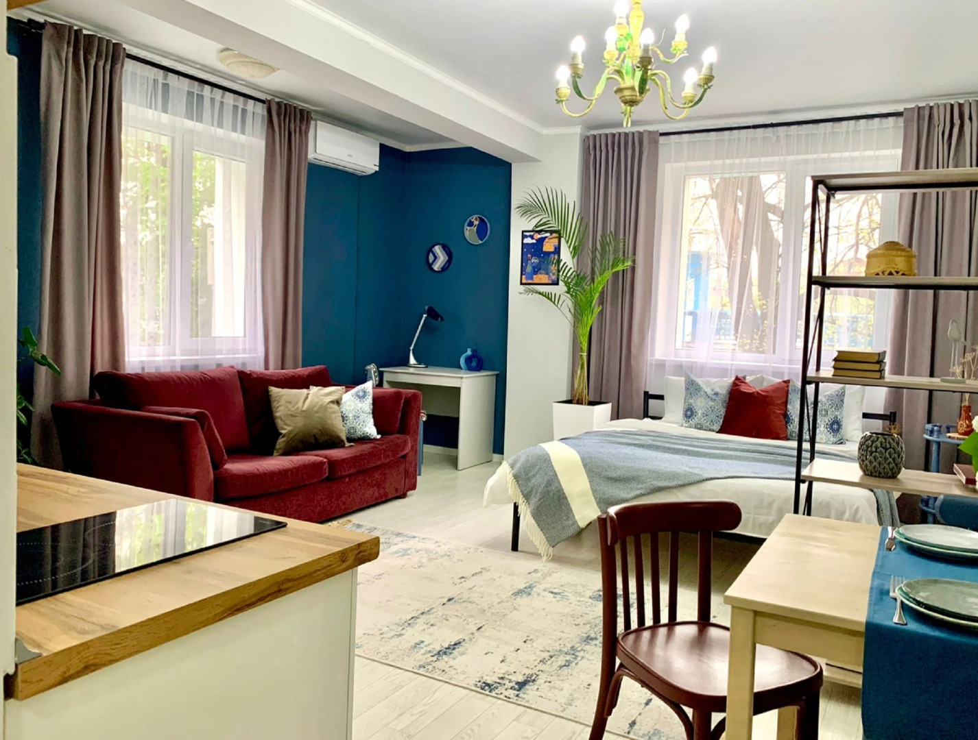 Апартаменты Уникальная студия Жеруйык в стиле Этно в центре