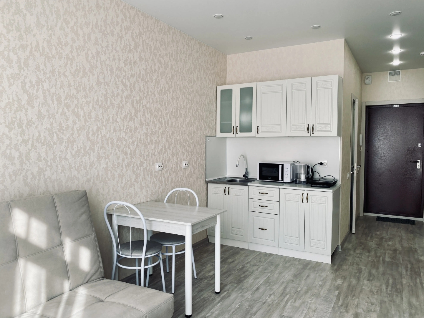 Апартаменты Unique Apart Латте у ГУФСИН и Казначейства на Мичурина 58/3