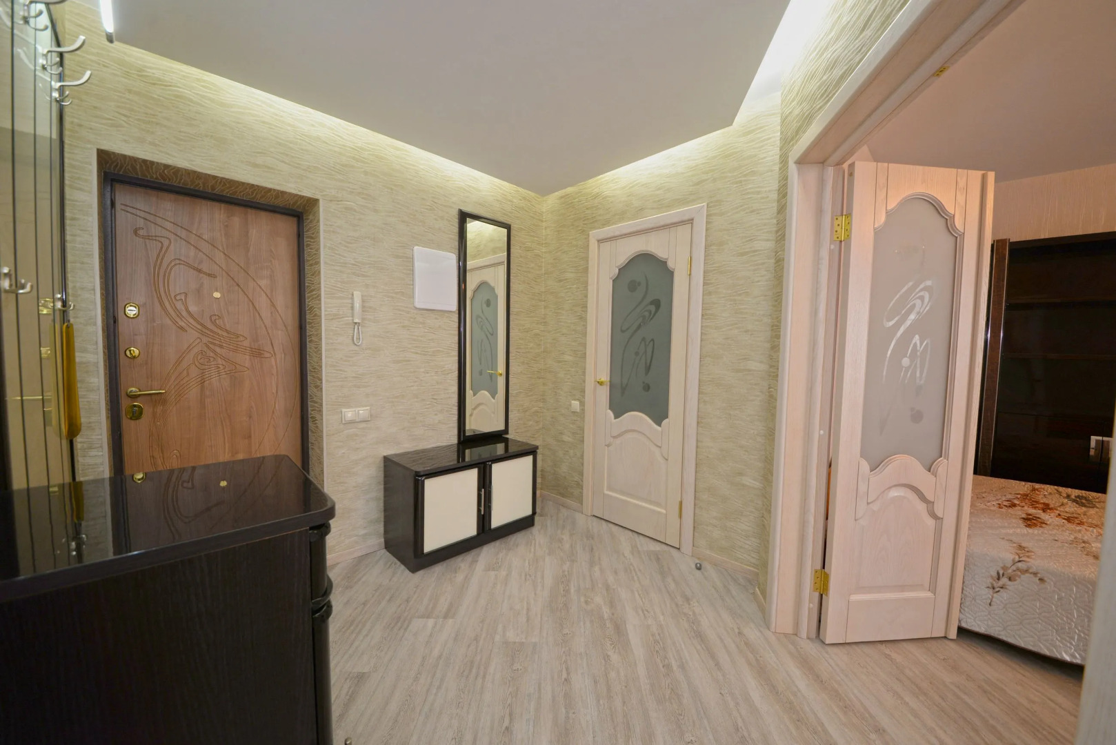 Апартаменты  с Шикарным Видом на Волгу