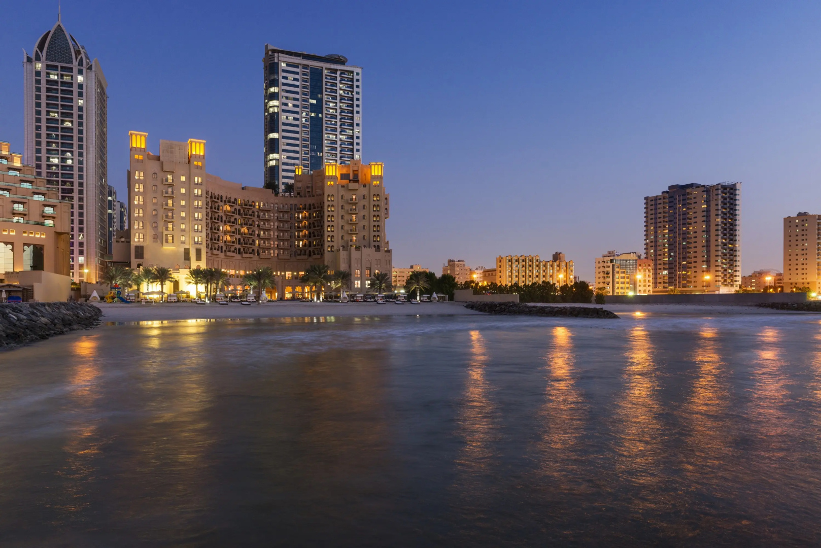 Bahi Ajman Palace Hotel