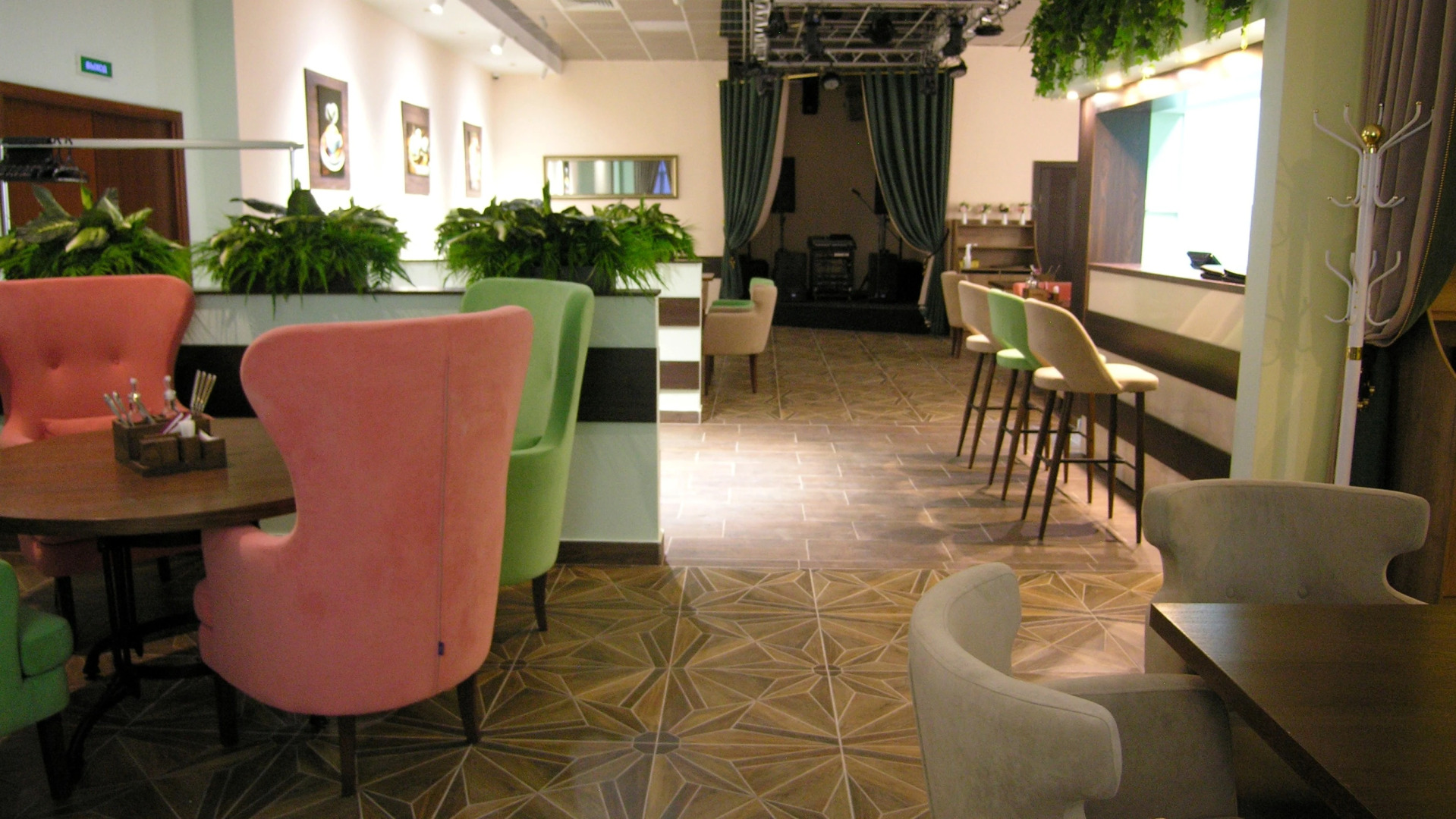 Отель Орбита