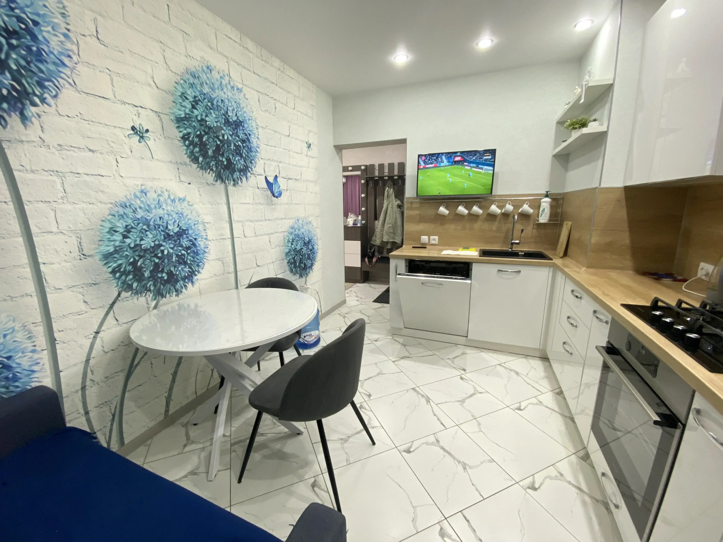 Апартаменты Семейные трехкомнатные на Свердлова