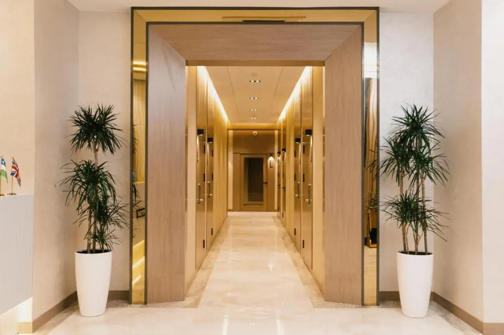 Отель Grand Castle