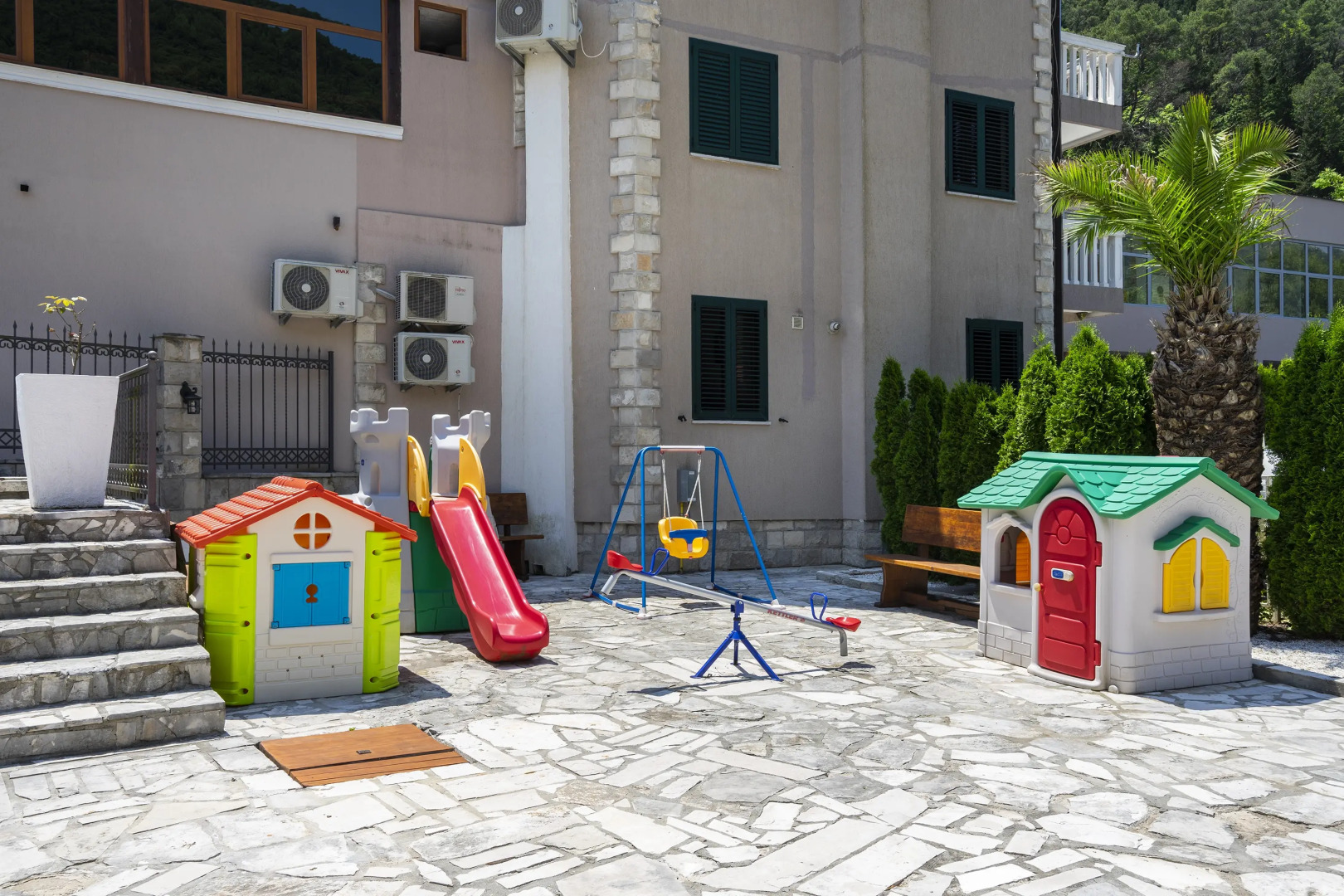 Yugoslavia Mini-Hotel