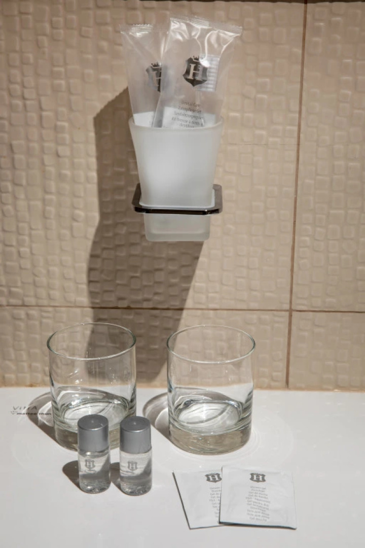 Rockmond 61 Junior Suite 1