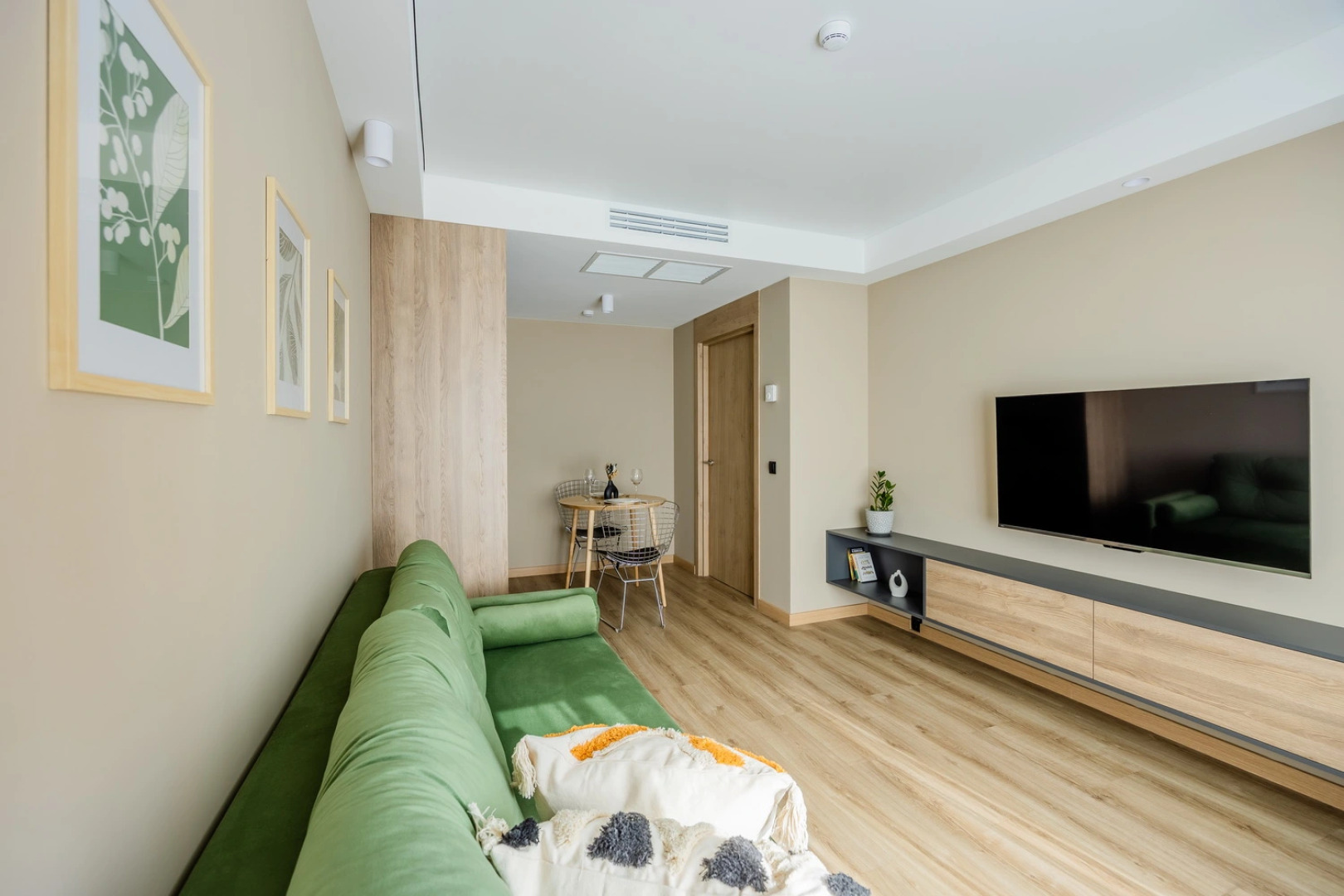 Квартира Magic Apart Family для 5-х гостей